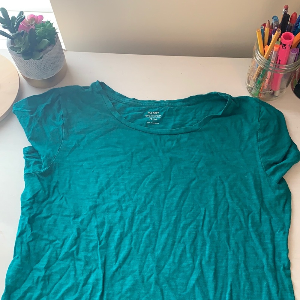 Old navy Tee